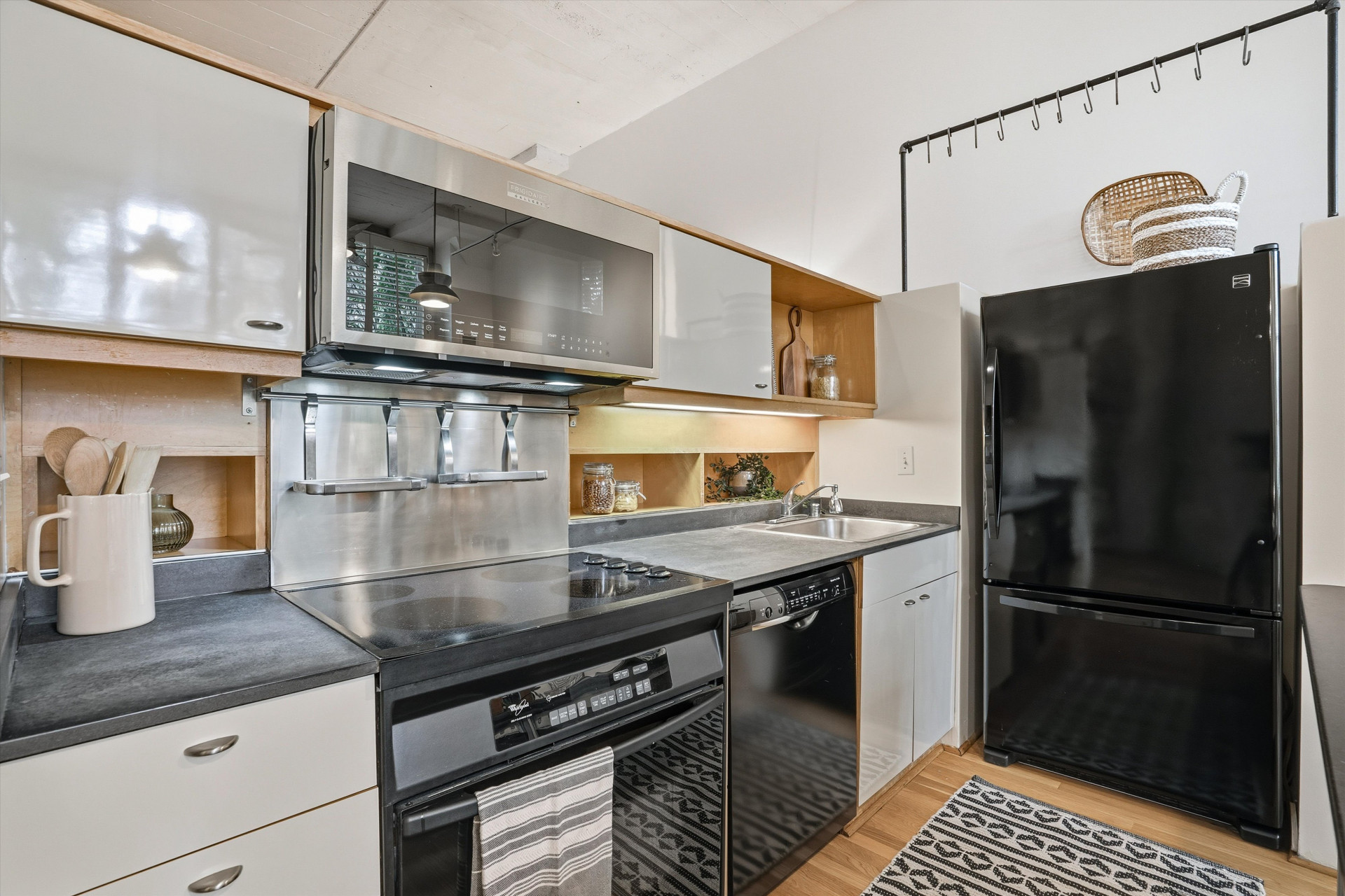 21-1500-park-ave-105-21